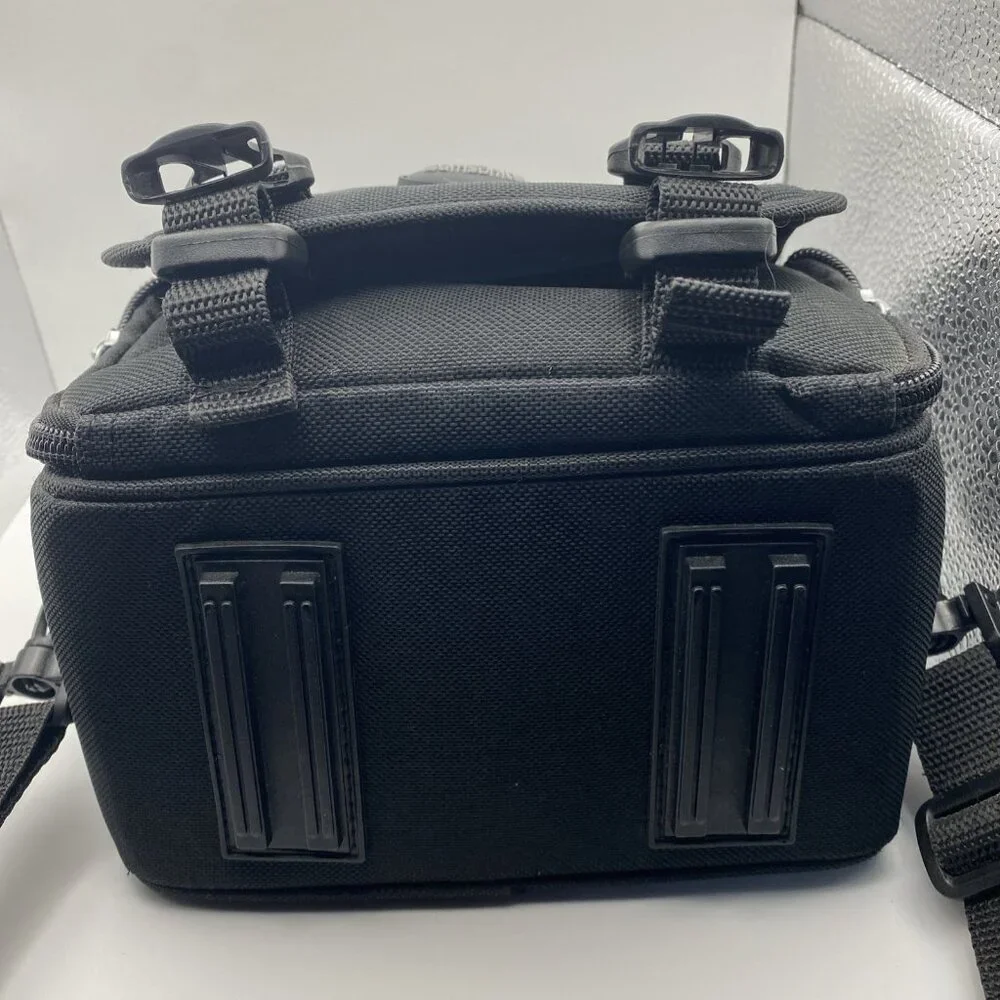 Samsonite Camera Bag Padded Small DSLR Point n Shoot Pockets Strap Black